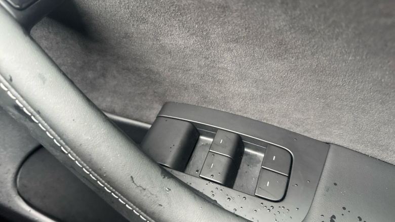 Tesla Model 3 Long Range AWD 4dr Auto Electric Saloon